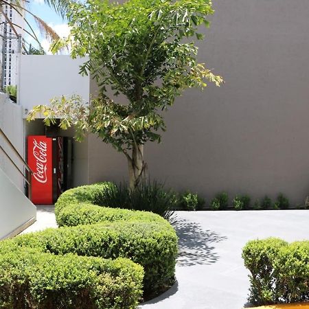Cypres Hotel&Suites Zapopan Exteriér fotografie