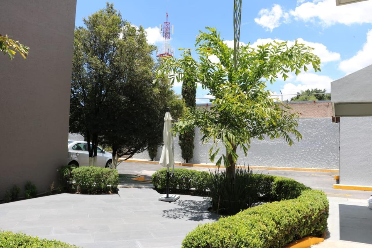 Cypres Hotel&Suites Zapopan Exteriér fotografie